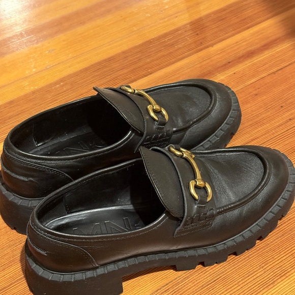 Mango Leather Chunky Lug Sole Loafers in Black - 8 - Picture 4 of 7